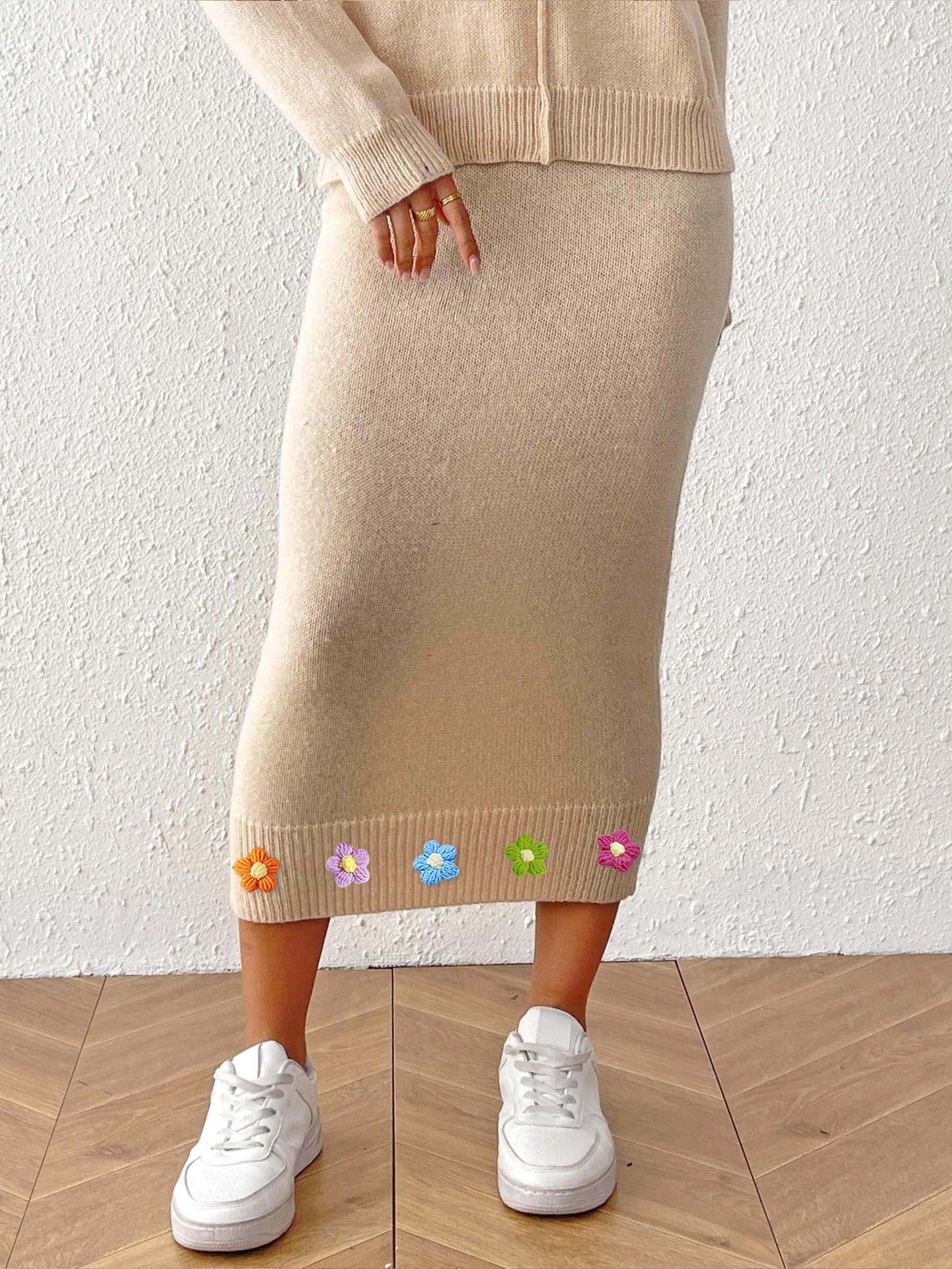 Apricot Skirt 5 Flowers
