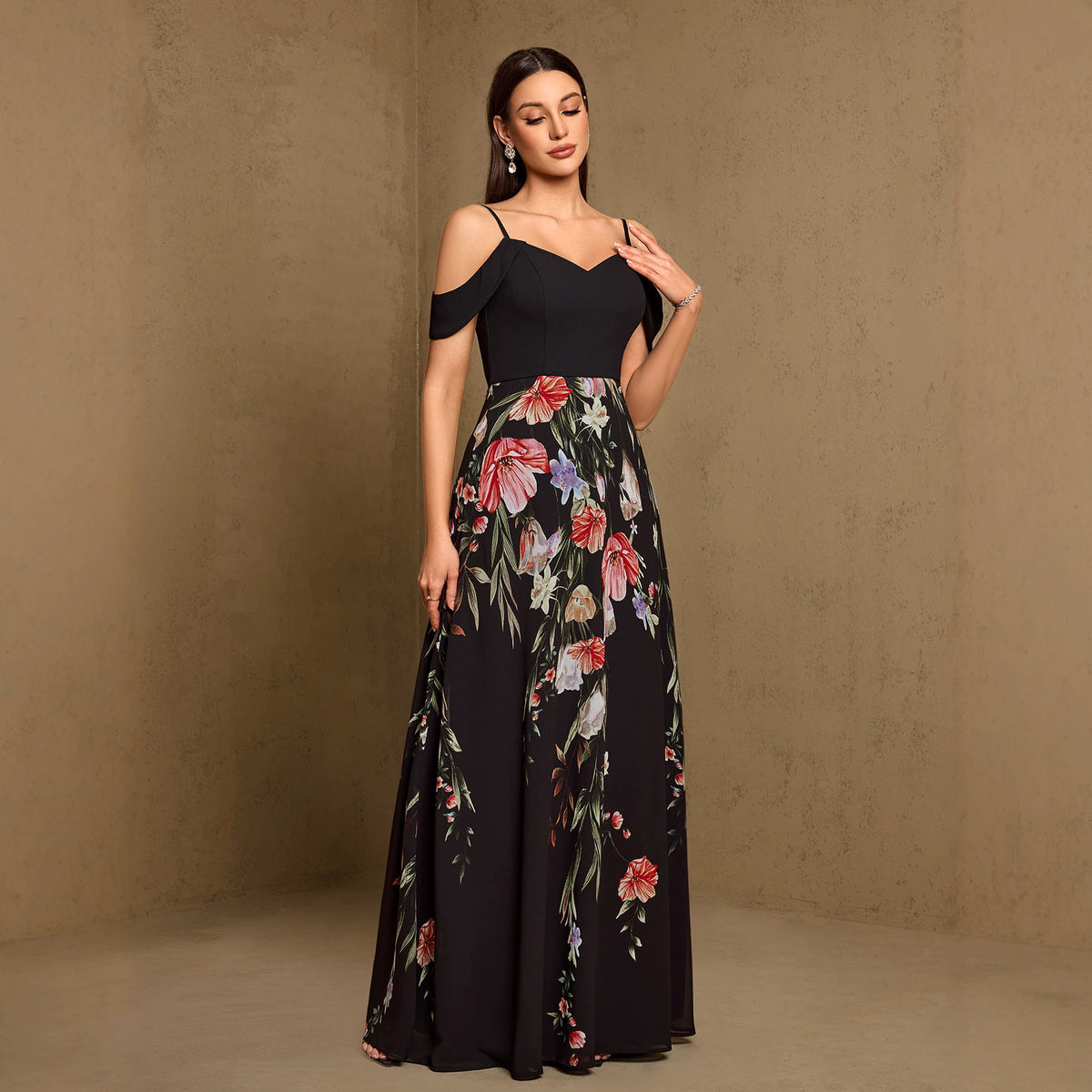 Women's Black Floral V-Neck Maxi Dress
