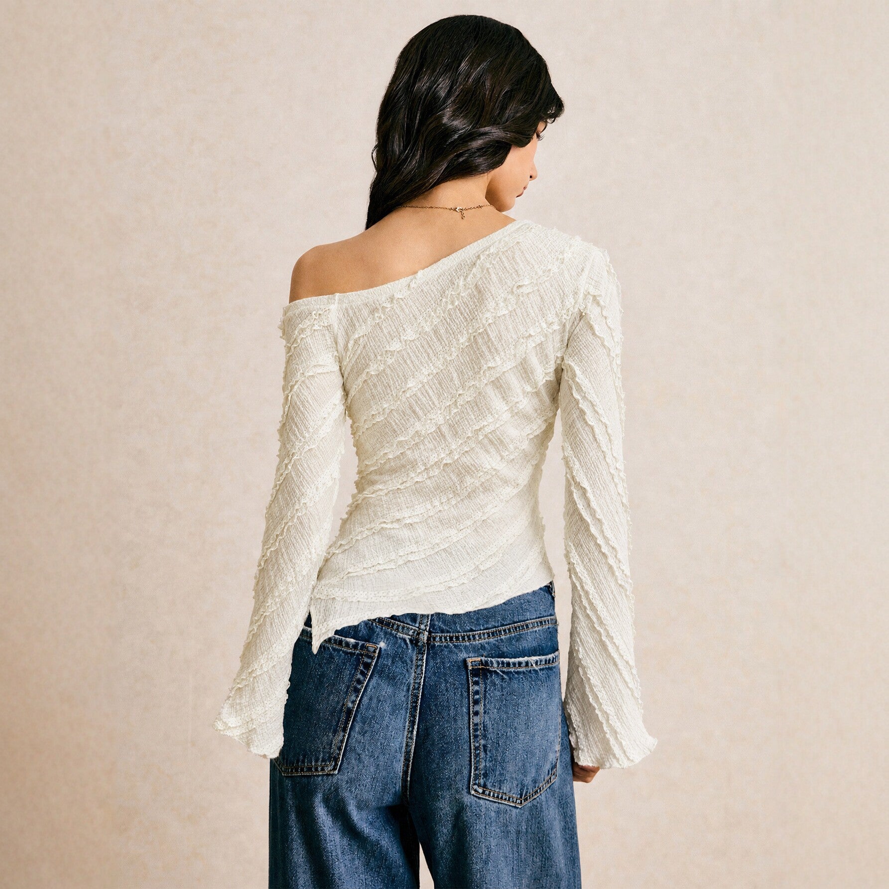 Women's French Texture Oblique Shoulder Bell Sleeve Top Women Irregular Asymmetric Hem Waist Controlled Slimming Long Sleeve T Shirt