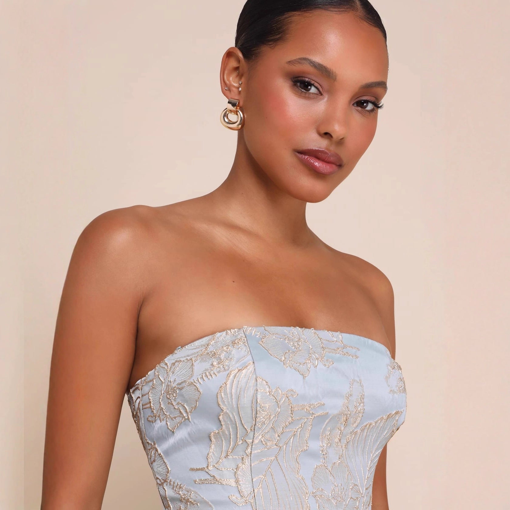 Women's Strapless Floral Embroidered Mini Dress
