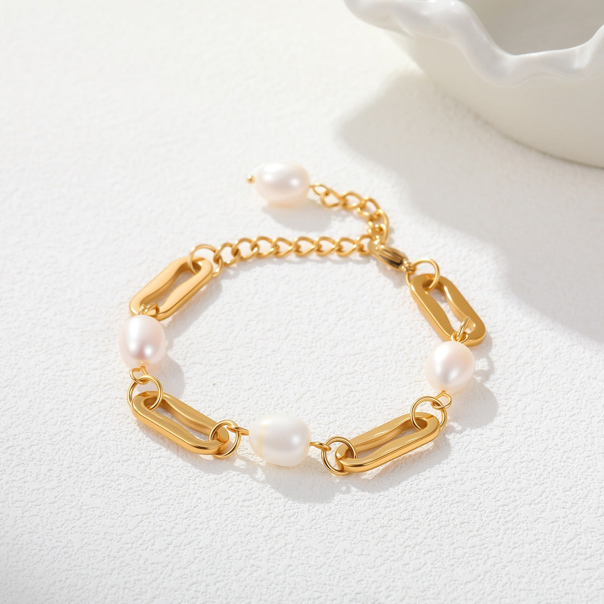 Women's Natural Pearl Chain Bracelet