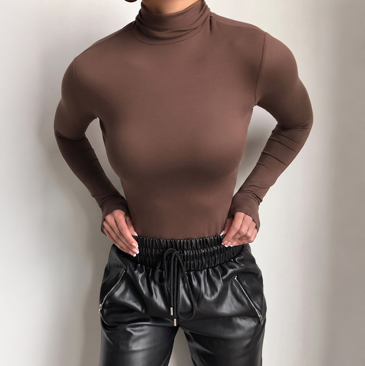 Women's Maillard High-Neck Short Top