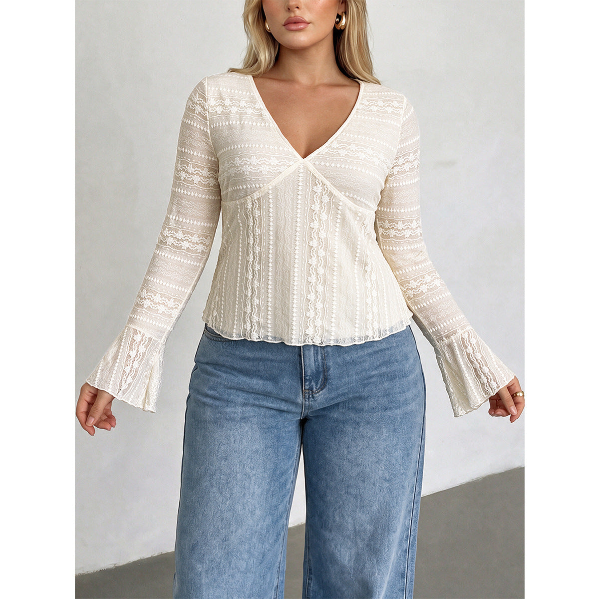 Women's V-Neck Lace-Trim Long-Sleeve Top