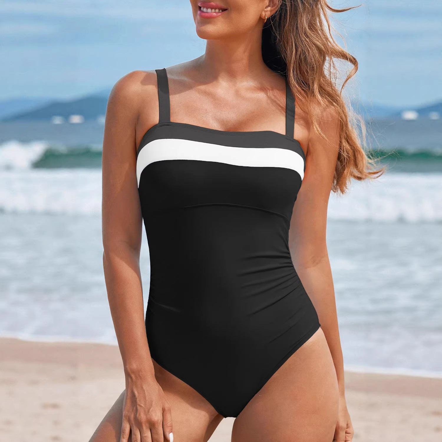 Women's square-neck cropped jumpsuit