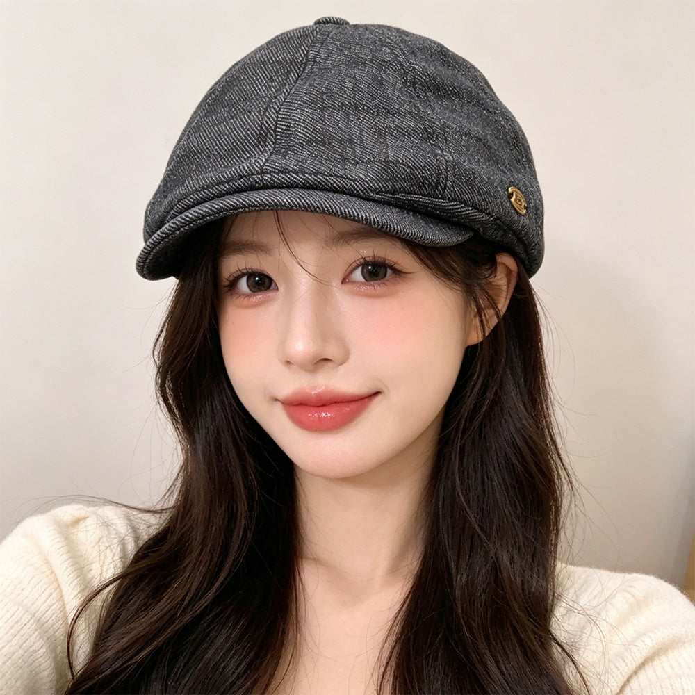 Women's gray tweed newsboy cap
